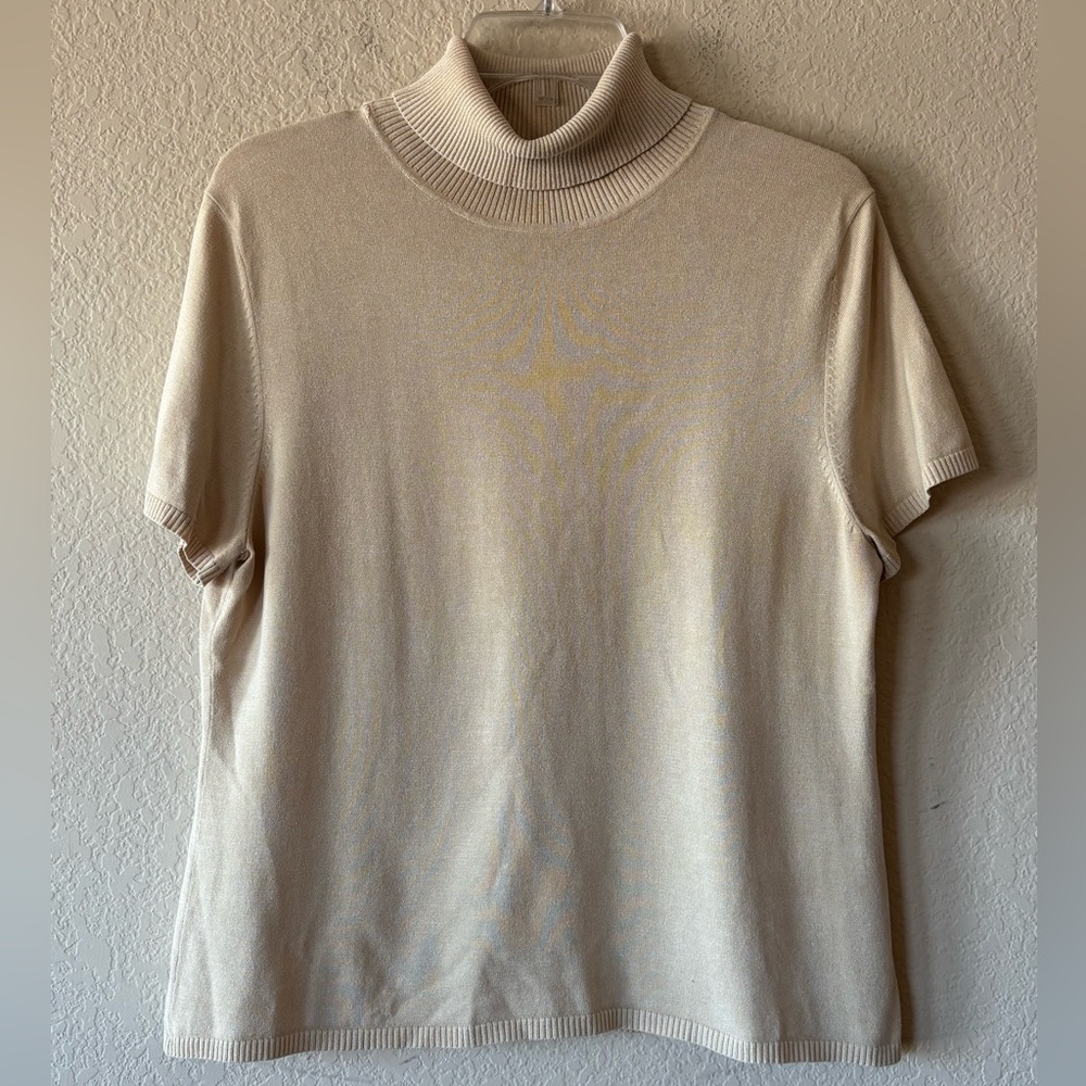 Judith Hart Vintage Silk Blend Short Sleeve‎ Turtleneck Size M